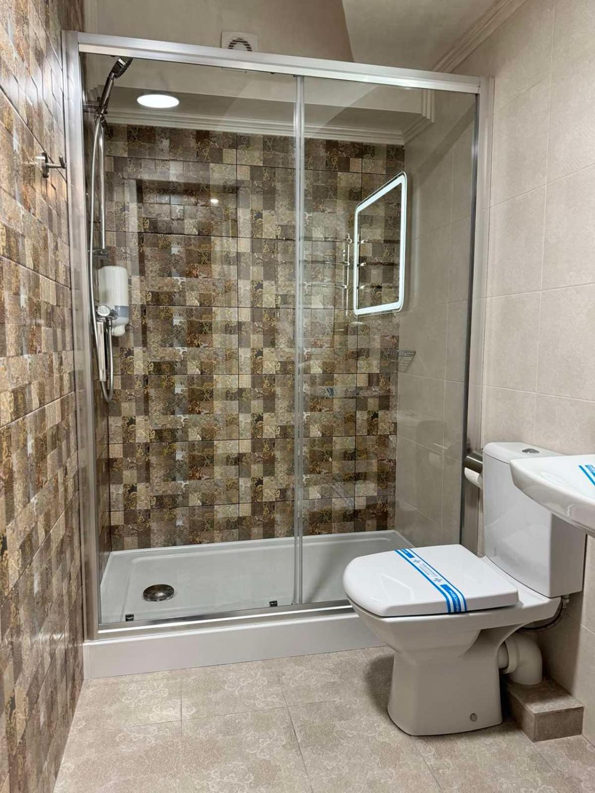 Hotel Veles Zolotonosha 외부 사진