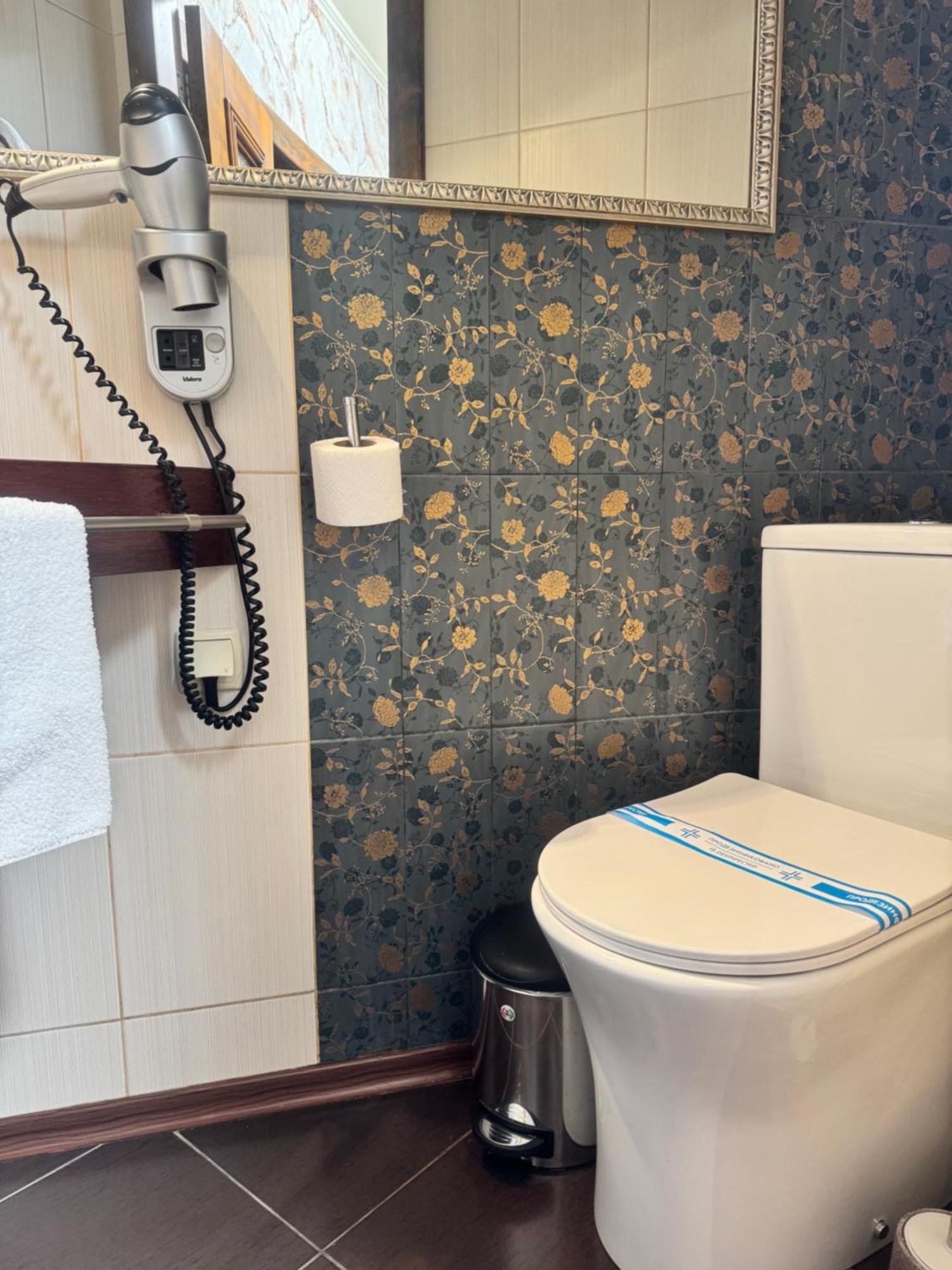 Hotel Veles Zolotonosha 외부 사진